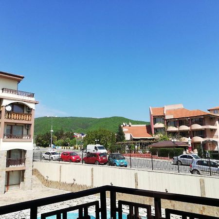 Lovely Studio In A Complex With A Pool By Flat Mаnаger Свети Влас Екстериор снимка