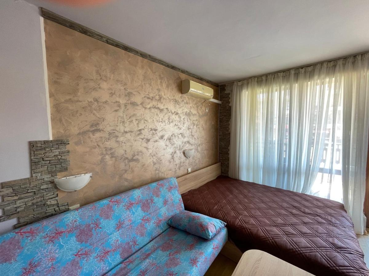 Lovely Studio In A Complex With A Pool By Flat Mаnаger Свети Влас Екстериор снимка